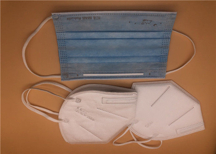 Masque Kn95 chirurgical non tissé cinq couches adaptées aux besoins du client avec la barre réglable de nez